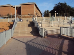 Torrente. Pasarela y escaleras — imagen 6